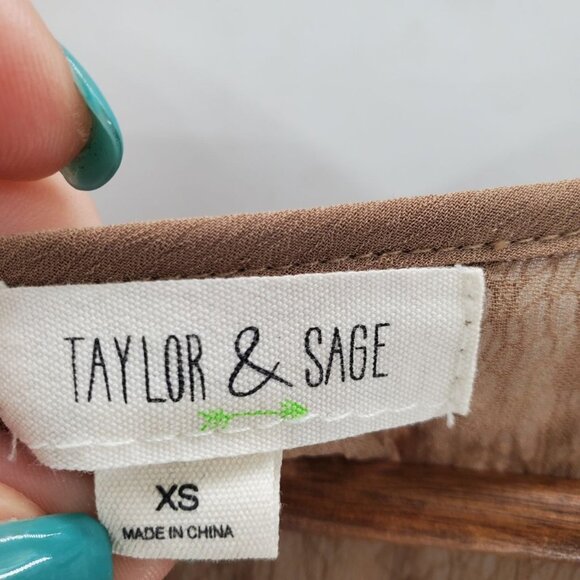 Taylor & Sage Womens Long Lace Button Front Tank Top Size XS Brown Sheer Boho - Picture 10 of 14